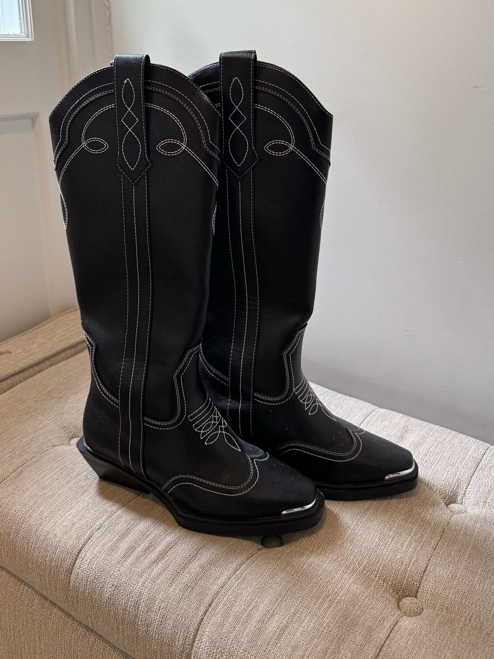 Black Knee-High Western Boots - Women's Stylish Vegan Leather